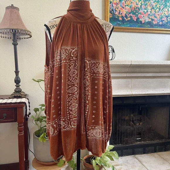 Free People Tops - Free People Women's Top Small Brown Tunic SLeeveless Tie Back Bandana